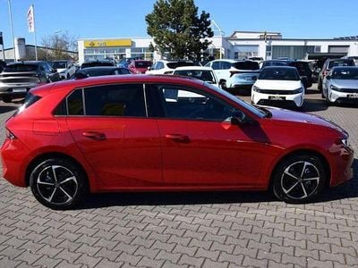 Gebraucht Opel Astra Edition 110 PS (80 kW) 2024 Rot Limousine