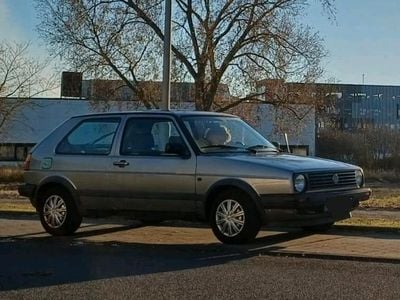 Usado VW Golf II 70 HP (51 kW) 1990 Prateado Citadino