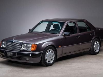 Gebraucht Mercedes E500 326 PS (239 kW) 1992 Grau Limousine