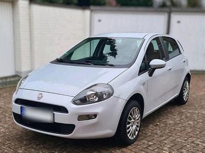 Gebraucht Fiat Punto Evo 69 PS (50 kW) 2012 Silber Kleinwagen