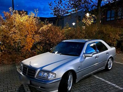 Gebraucht Mercedes C240 170 PS (125 kW) 1997 Silber Limousine