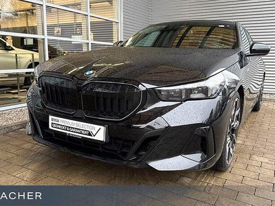 Gebraucht BMW 520 M Sport 197 PS (144 kW) 2025 Saphirschwarz metallic Limousine