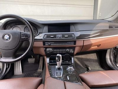 BMW 525