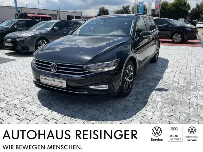 Gebraucht VW Passat Business 150 PS (110 kW) 2024 Schwarz Kombi