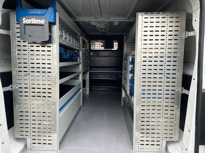 Gebraucht Opel Vivaro Elegance 177 PS (130 kW) 2021 Weiß Van / Kleinbus