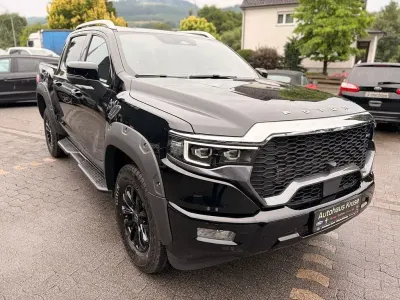 Neu Foton 4 159 PS (116 kW) 2026 Schwarz SUV