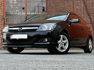Occasion Opel Astra GTC Innovation 116 ch (85 kW) 2009 Noir Coupé