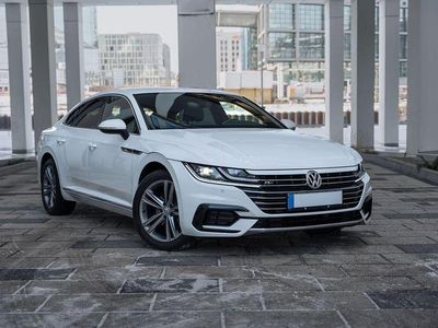Weiß Gebraucht 2018 VW Arteon R-line Limousine | 23.800 € (Fairer Preis)