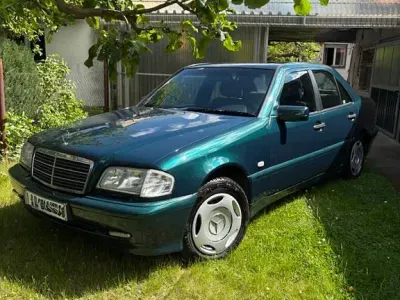 Gebraucht Mercedes C200 Classic 136 PS (100 kW) 1998 Limousine
