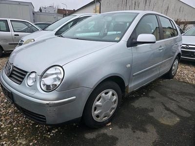 Gebraucht VW Polo 64 PS (47 kW) 2004 Silber Kleinwagen