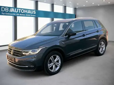 Gebraucht VW Tiguan Move 150 PS (110 kW) 2024 Grau SUV
