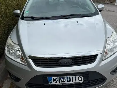 Occasion Ford Focus 109 ch (80 kW) 2010 Argent Citadine