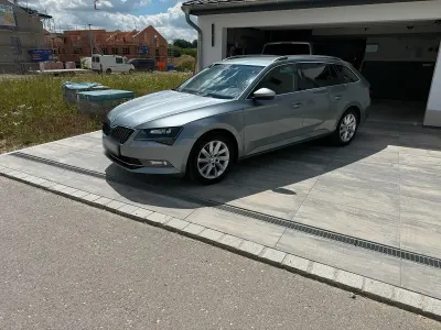 Gebraucht Skoda Superb 190 PS (139 kW) 2017 Kombi