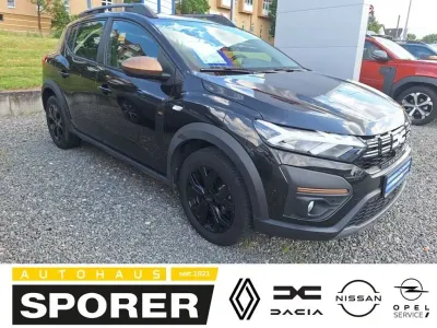 Gebraucht Dacia Sandero Extreme 91 PS (66 kW) 2023 Perlmuttschwarz metallic Kleinwagen