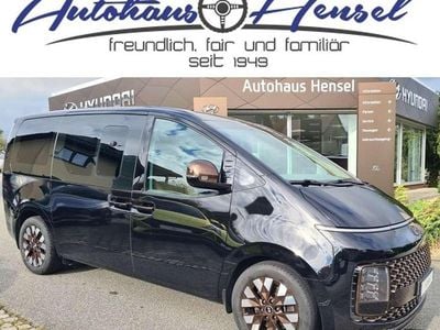 Gebraucht Hyundai Staria Signature 177 PS (130 kW) 2022 Abyss black Van / Kleinbus