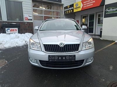 Silber Gebraucht 2011 Skoda Octavia Ambiente Kombi | 8.500 € (Fairer Preis)