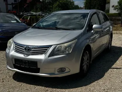 Gebraucht Toyota Avensis Edition 150 PS (110 kW) 2011 Silber Limousine