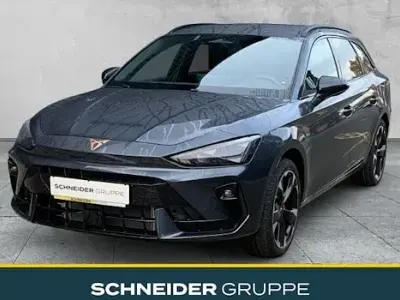 Neu Cupra Leon 204 PS (150 kW) 2025 Grau Kombi