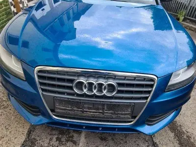 Gebraucht Audi A4 Ambiente 120 PS (88 kW) 2010 Blau Kombi