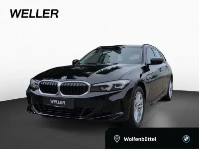 Gebraucht BMW 318 Shadowline 156 PS (114 kW) 2023 Schwarz ii (schwarz) Kombi