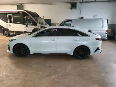 Używany Kia ProCeed GT 204 KM (150 kW) 2019 Biały Kombi