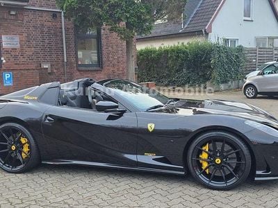 Gebraucht Ferrari 812 795 PS (584 kW) 2022 Schwarz Cabrio