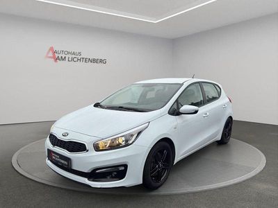 Gebraucht Kia Ceed Edition 7 99 PS (72 kW) 2016 Weiss Kleinwagen