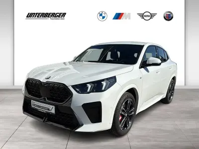 Gebraucht BMW X2 M Sport 156 PS (114 kW) 2024 Alpinweiß uni SUV