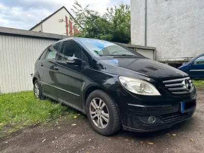 Gebraucht Mercedes B150 95 PS (69 kW) 2006 Schwarz Van / Kleinbus