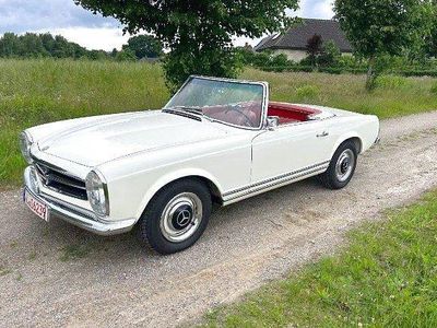 Usata Mercedes 230 150 CV (110 kW) 1967 Cabrio