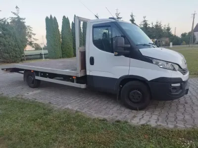 Gebraucht Iveco Daily 179 PS (131 kW) 2018 Van