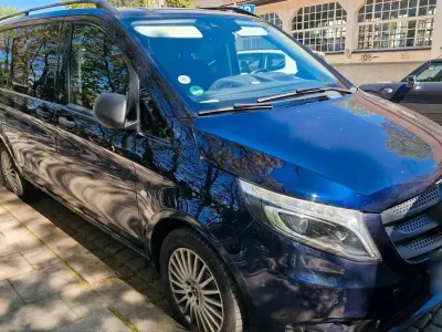 Gebraucht Mercedes Vito 190 PS (139 kW) 2026 Blau Van