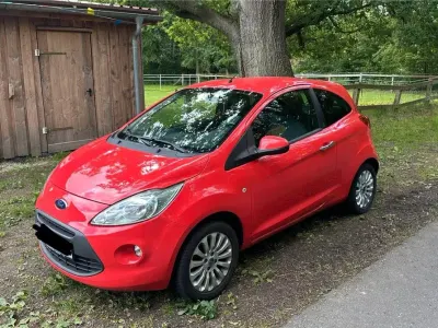 Gebraucht Ford Ka Trend 69 PS (50 kW) 2011 Rot Kleinwagen