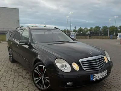 Gebraucht Mercedes E220 Avantgarde 170 PS (125 kW) 2008 Kombi
