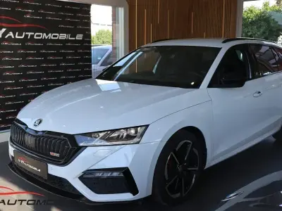 Gebraucht Skoda Octavia RS 200 PS (147 kW) 2023 Moonweiss metallic Kombi