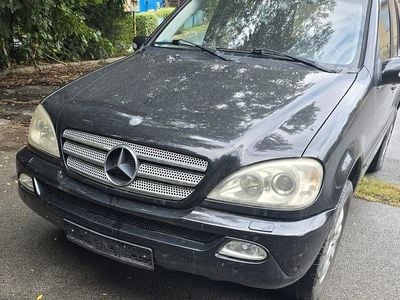 Mercedes ML270