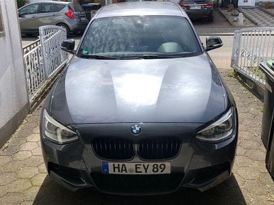 Usata BMW 118 Comfort Edition 143 CV (105 kW) 2012 Grigio Utilitaria