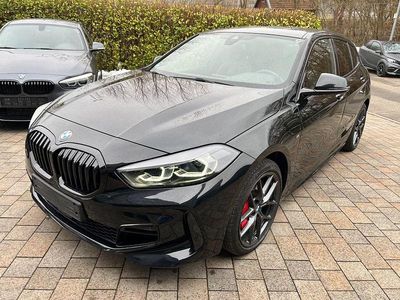 Usata BMW 120 M Sport 190 CV (139 kW) 2022 Nero Utilitaria
