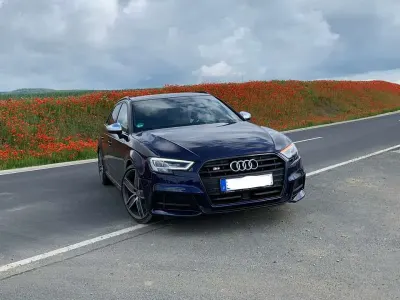 Gebraucht Audi S3 Sportback 300 PS (220 kW) 2020 Blau Kleinwagen