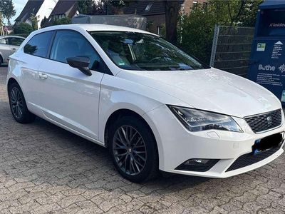 Weiß Gebraucht 2015 Seat Leon CONNECT Coupé | 10.490 € (Teuer)