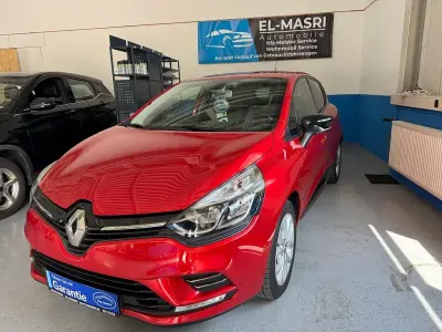 Gebraucht Renault Clio IV Collection 90 PS (66 kW) 2019 Rot Limousine