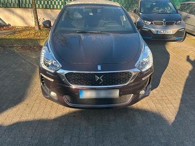 Gebraucht Citroën DS5 150 PS (110 kW) 2015 Violet Kleinwagen
