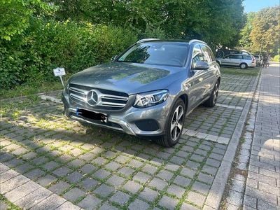 Mercedes GLC250