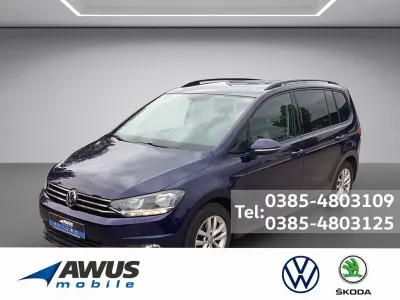 Gebraucht VW Touran Comfortline 150 PS (110 kW) 2017 Blau Van / Kleinbus