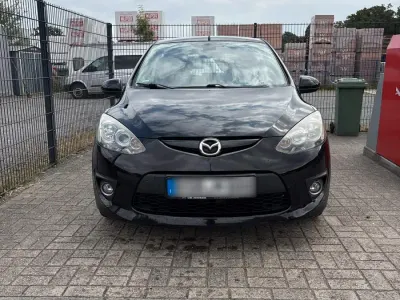 Gebraucht Mazda 2 86 PS (63 kW) 2014 Schwarz Kleinwagen