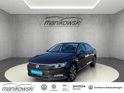 gebraucht VW Passat Lim. 1.4TSI *Highline*PanoD+Massage+ACC+Navi+BT+LED+Leder+