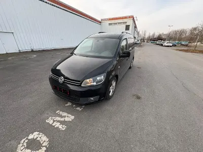 Usata VW Caddy Maxi Comfortline 140 CV (102 kW) 2012 Nero Monovolume