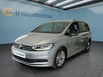 Gebraucht VW Touran 150 PS (110 kW) 2025 Silber Van / Kleinbus
