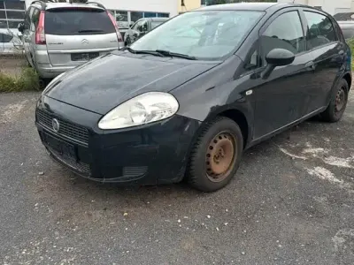 Gebraucht Fiat Punto 90 PS (66 kW) 2009 Kleinwagen
