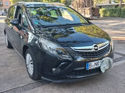 Gebraucht Opel Zafira Active 120 PS (88 kW) 2016 Schwarz Van / Kleinbus